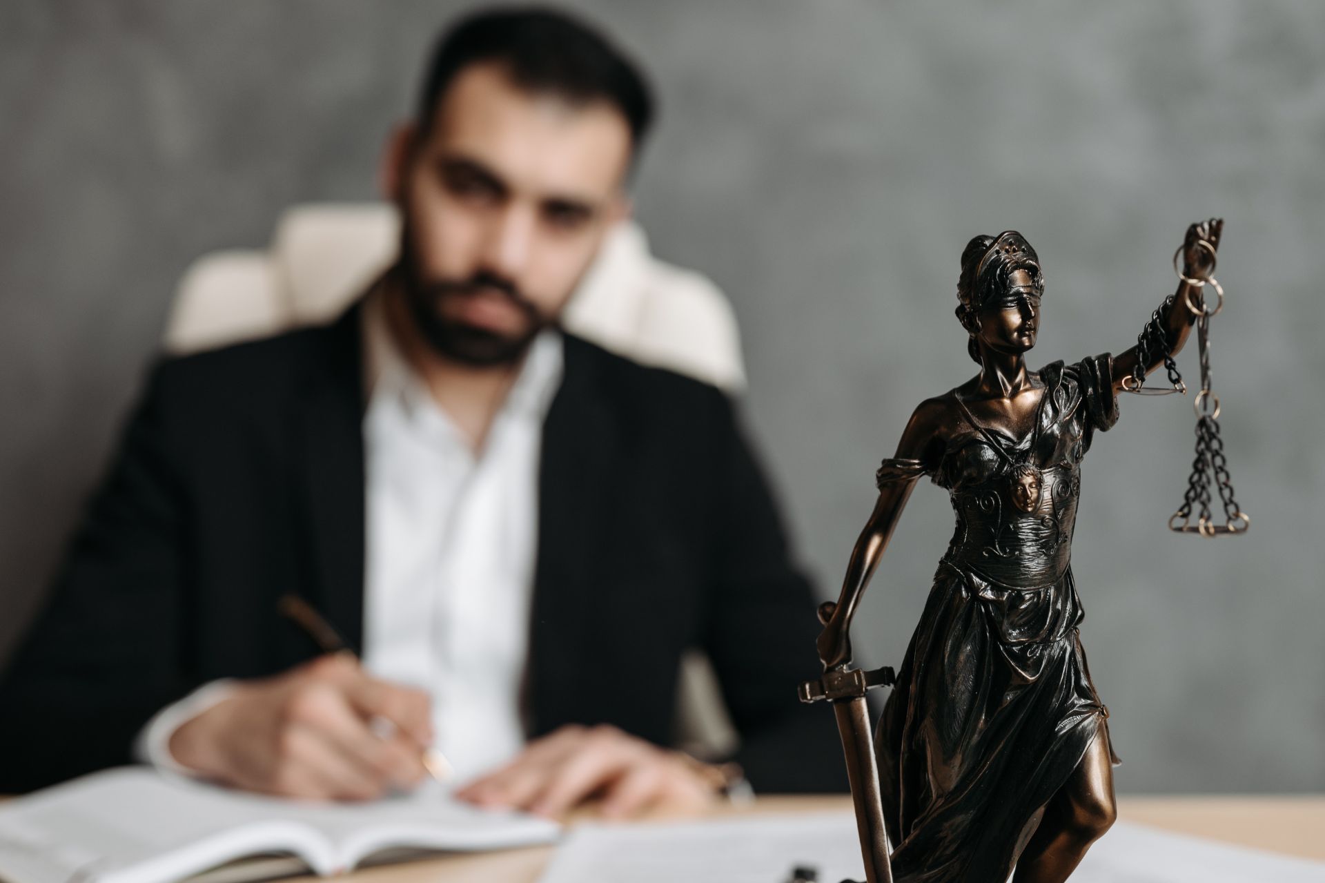 Why Even Minor Car Collisions Demand the Expertise of a Lawyer
