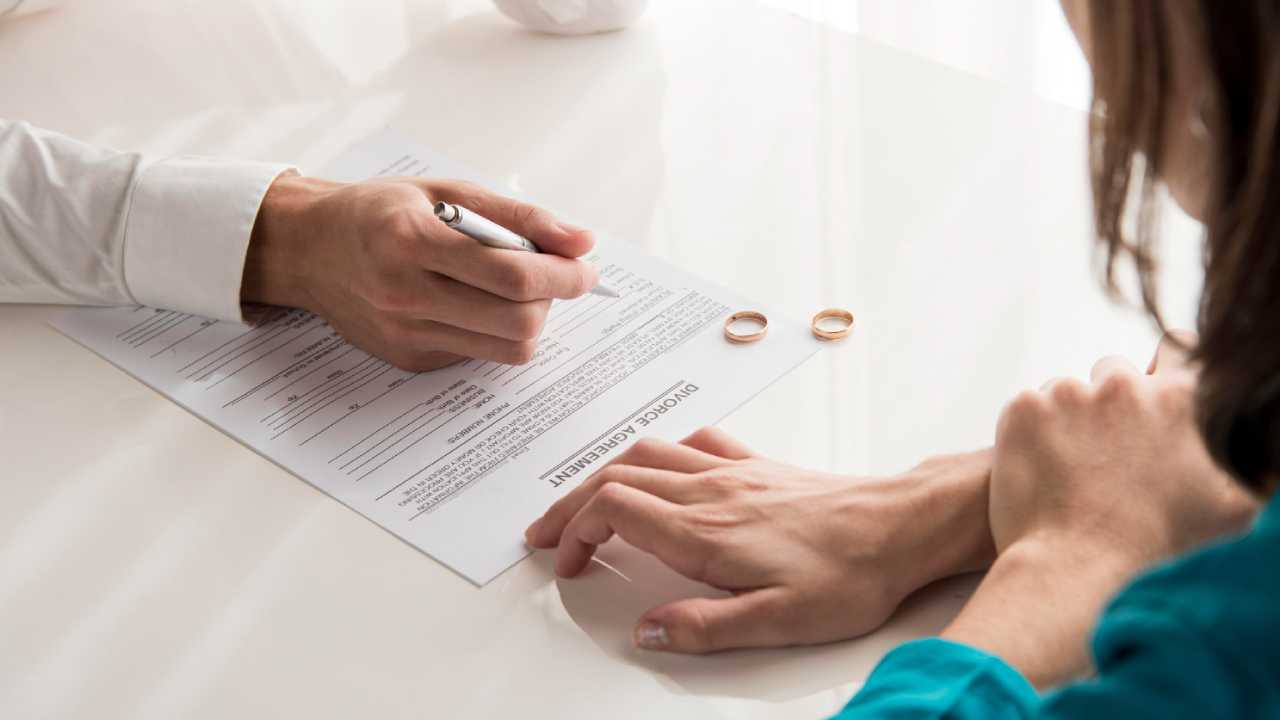 How Spousal Support Aims to Help the Financially Weaker Partner